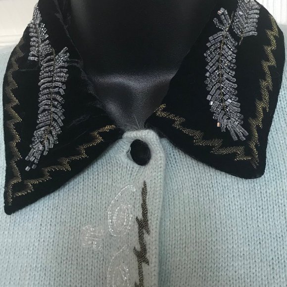 Silk Lore by Beth Terrell Lt Green Snap Cardigan Size M Black Trim Embroidery - Picture 3 of 7